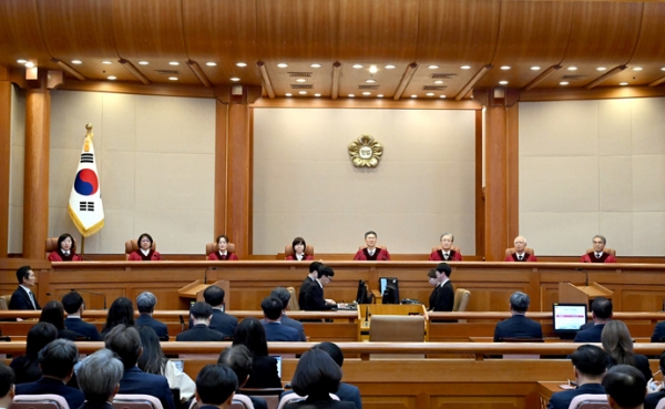 윤 대통령 파면이 남긴 과제 관련 기존 복음신문 사진